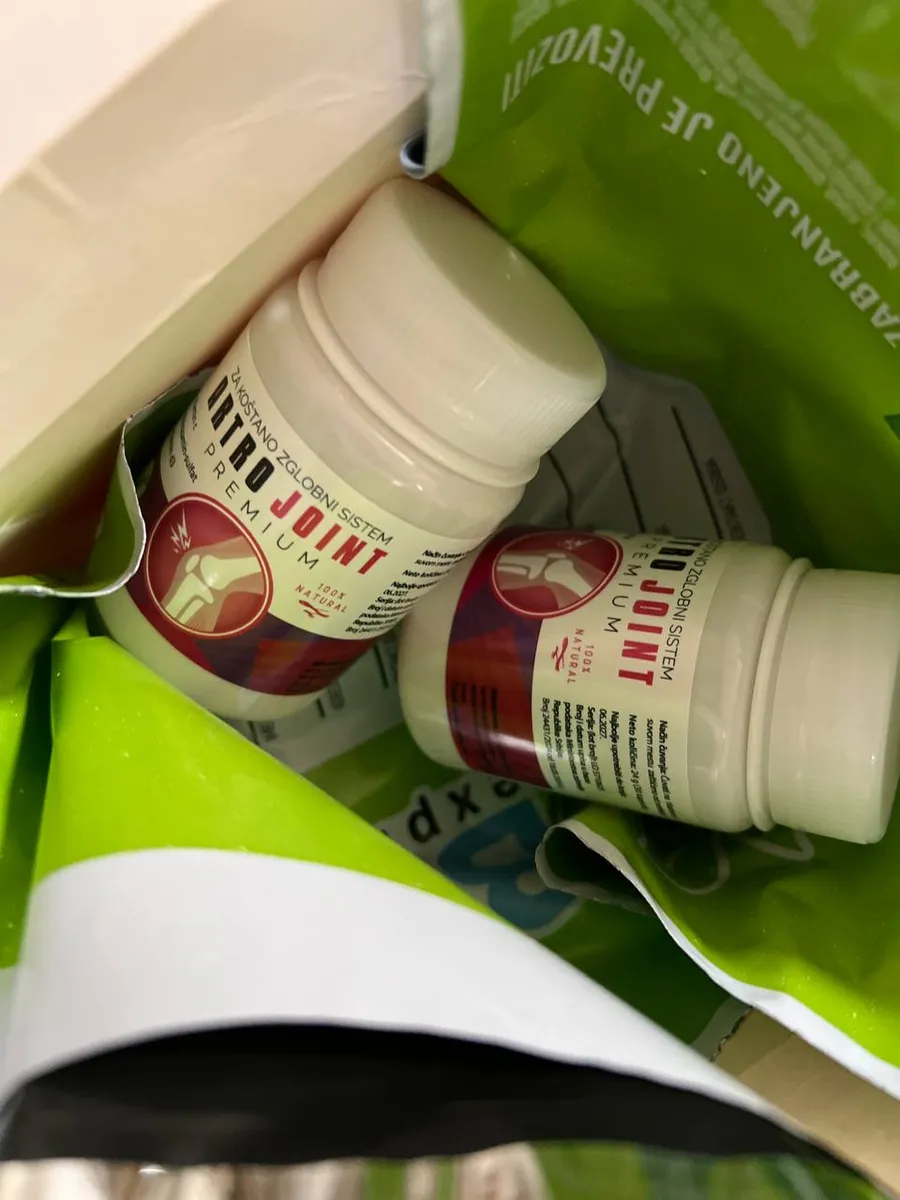 Artro Joint Premium: bočice u kesi kojom stiže porudžbina